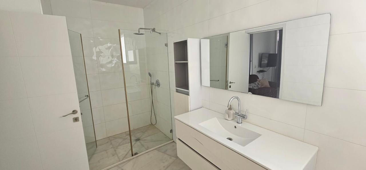 Villa Royal Comfort - Top Holiday Resort Heated Pool & Jucuzzi Eilat Kültér fotó